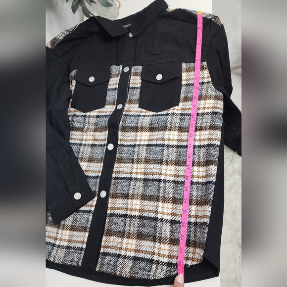 NEW‼️Oversized Black and Brown Plaid Button Down Shirt Size S - Picture 6 of 7